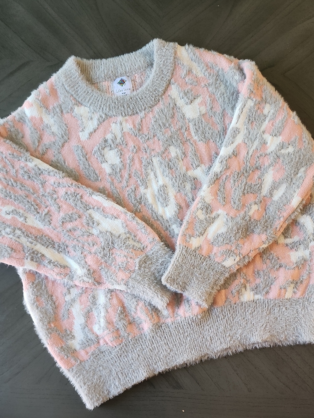 Like Love Pink, Gray & White Leopard Print Textured Crewneck Sweater Size L